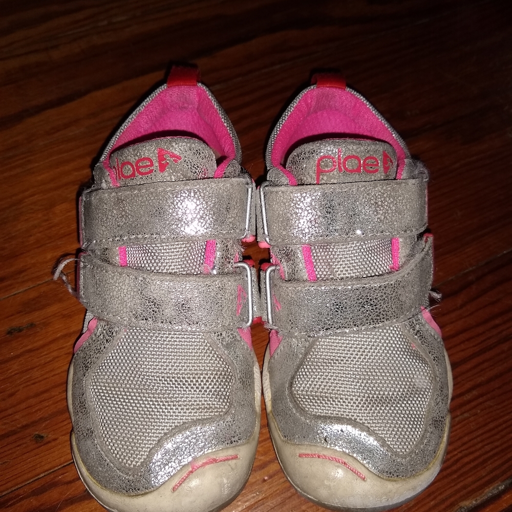 Plae size 9